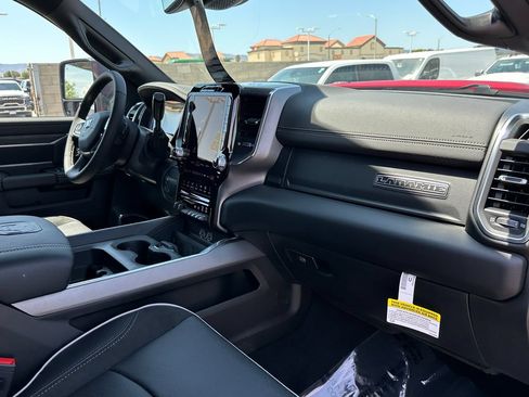 New 2026 RAM 2500 Laramie w/ Sport Appearance Package AWD/4WD image 13