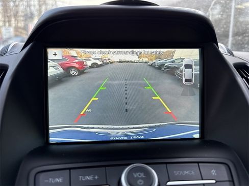 Used 2019 Ford Escape SEL image 19