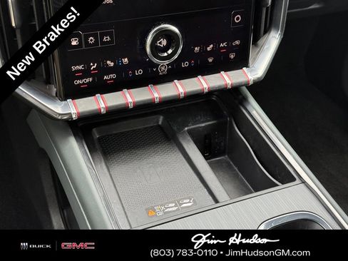 Certified 2024 GMC Acadia AT4 w/ Luxury Package AWD/4WD image 35