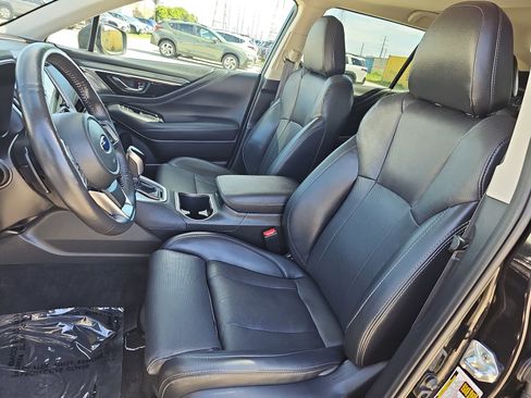 Used 2023 Subaru Outback Limited image 15