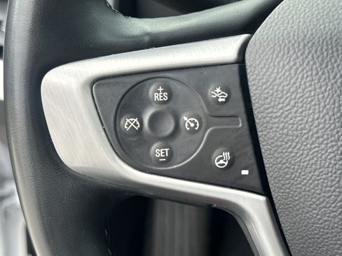 Used 2024 GMC Terrain SLT AWD/4WD image 25