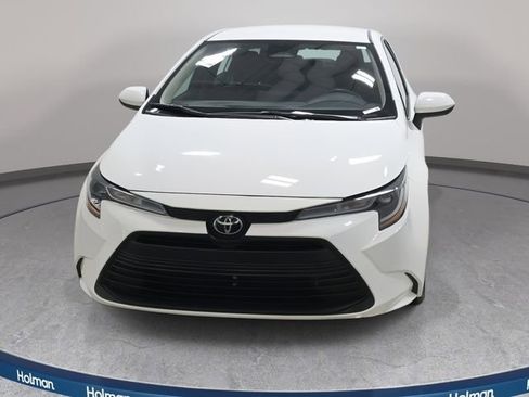 Certified 2024 Toyota Corolla LE image 2