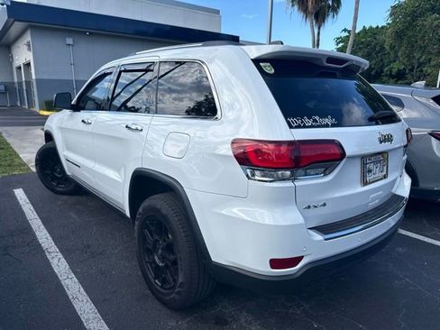 Used 2020 Jeep Grand Cherokee Limited AWD/4WD image 10