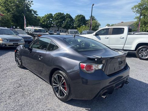 Used 2013 Scion FR-S RWD image 9