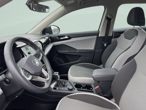 Used 2023 Volkswagen Taos S w/ Driver Assistance Package image 14