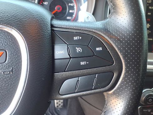 Used 2020 Dodge Charger Scat Pack RWD image 18