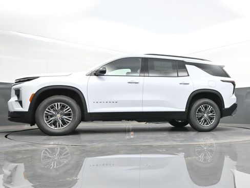 New 2026 Chevrolet Traverse LT AWD/4WD image 40