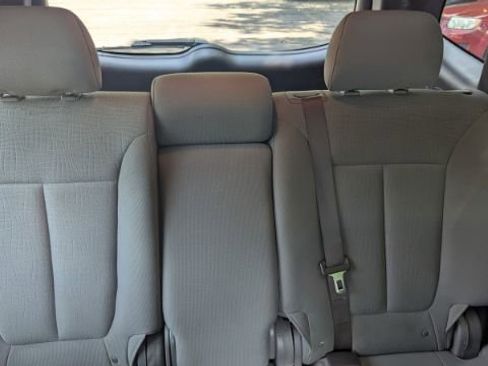 Used 2010 Hyundai Santa Fe GLS image 22