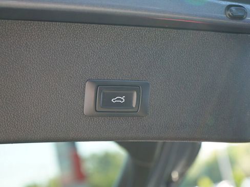 Used 2015 Audi A4 Premium Plus w/ Technology Package image 25