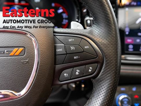 Used 2025 Dodge Durango GT AWD/4WD image 16