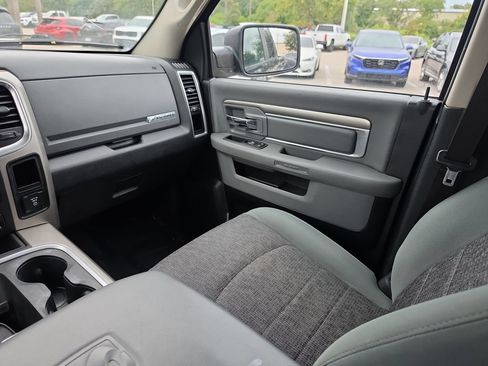 Used 2017 RAM 1500 Big Horn RWD image 27