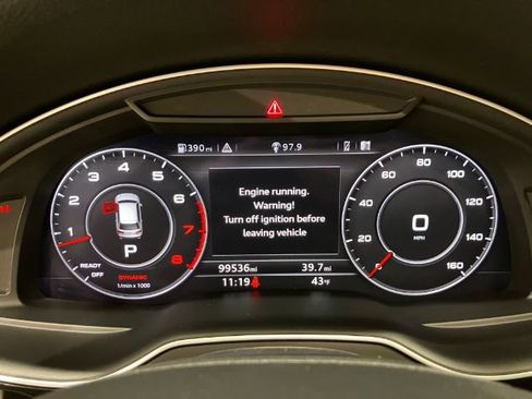 Used 2017 Audi Q7 3.0T Premium Plus w/ Premium Plus Package image 18