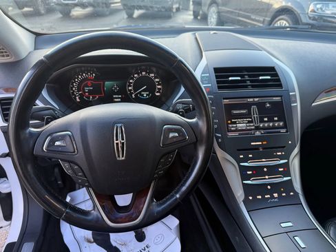 Used 2016 Lincoln MKZ Sedan 4D w/ Equipment Group 300A Reserve image 15