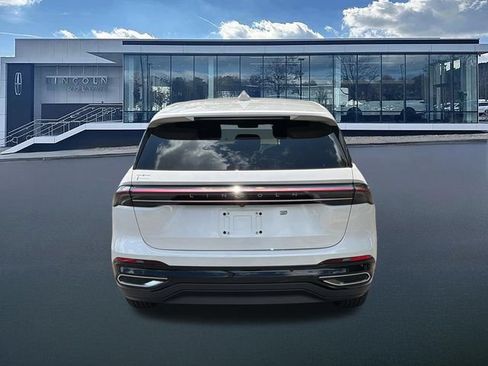 New 2026 Lincoln Nautilus Premier w/ Equipment Group 102A AWD/4WD image 7