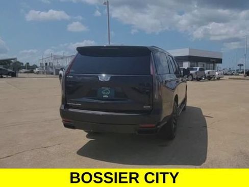 Certified 2023 Cadillac Escalade Premium Luxury w/ LPO, Radiant Package RWD image 8