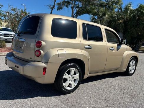 Used 2006 Chevrolet HHR LT image 14