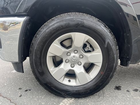 Used 2025 RAM 1500 Big Horn image 10