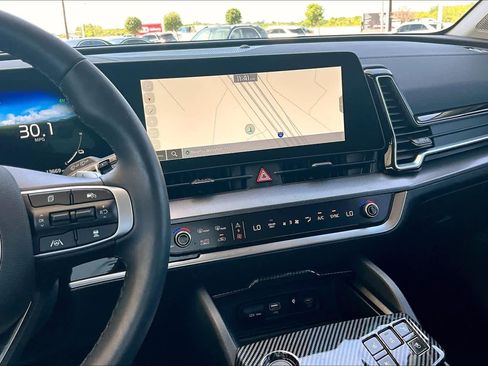Used 2025 Kia Sportage SX Prestige image 6