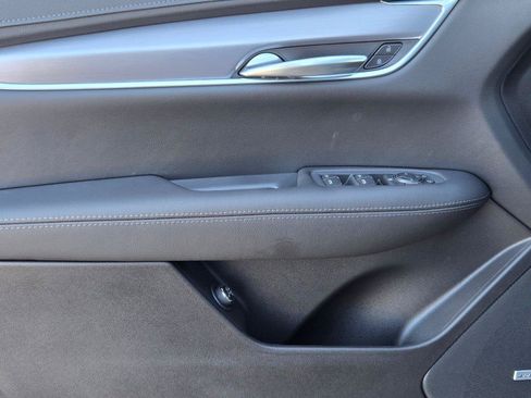 Used 2026 Cadillac XT5 Luxury w/ LPO, Floor Liner Package FWD image 23