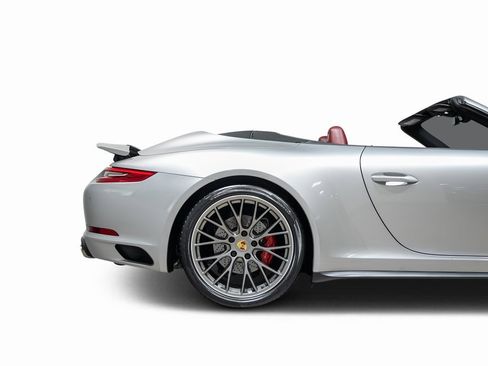 Used 2017 Porsche 911 Carrera 4S image 25