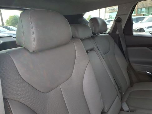 Used 2019 Hyundai Santa Fe FWD image 14