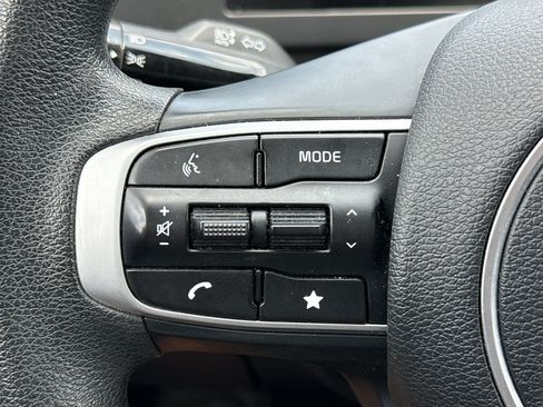Used 2024 Kia Sportage LX AWD/4WD image 17