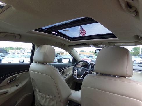 Used 2016 Buick LaCrosse Leather FWD image 24