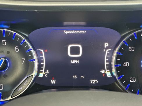 New 2025 Chrysler Pacifica Select image 24