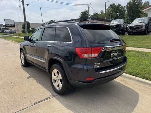 Used 2013 Jeep Grand Cherokee Limited w/ Luxury Group II AWD/4WD image 3