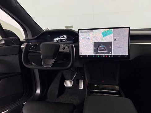 Used 2023 Tesla Model X AWD/4WD image 13