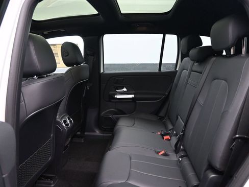 New 2024 Mercedes-Benz EQB 300 4MATIC image 26