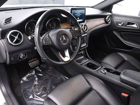 Used 2019 Mercedes-Benz GLA 250 image 11