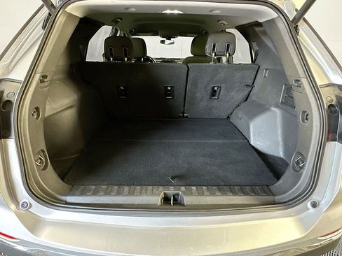 Used 2019 Chevrolet Equinox LT image 28