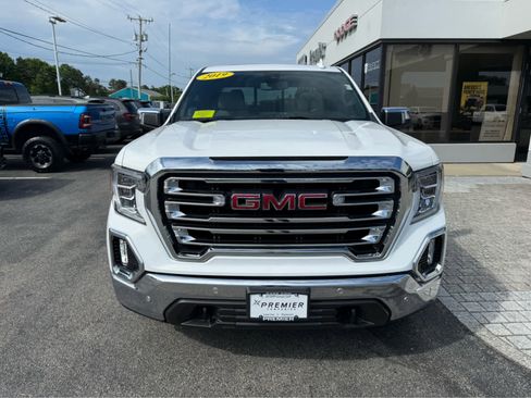 Used 2019 GMC Sierra 1500 SLT w/ SLT Premium Plus Package AWD/4WD image 2