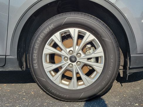 Used 2024 Ford Escape Active AWD/4WD image 5