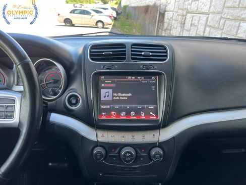 Used 2019 Dodge Journey GT AWD/4WD image 30