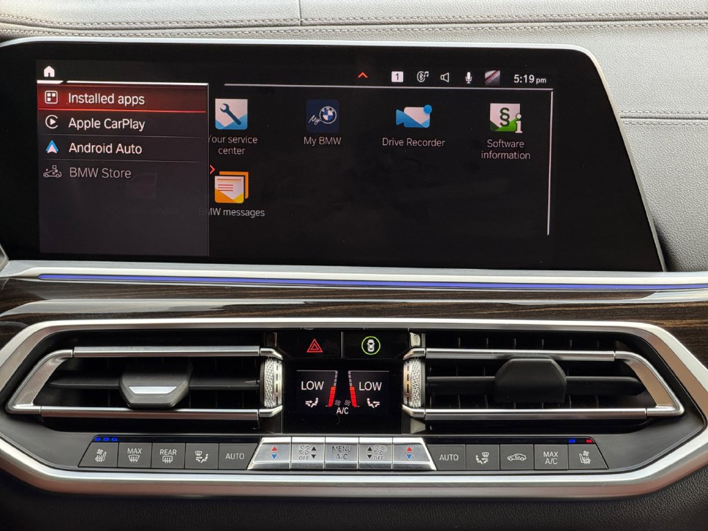 Used 2020 BMW X7 M50i w/ Dynamic Handling Package AWD/4WD image 27