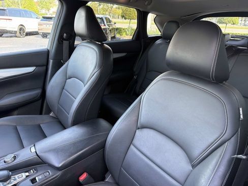 Used 2020 INFINITI QX50 Luxe w/ Navigation Package AWD/4WD image 13