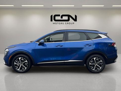 Used 2025 Kia Sportage EX w/ Premium Package image 4