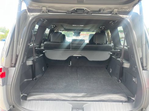 Used 2025 Lexus GX 550 w/ Accessory Package (Z1) AWD/4WD image 20
