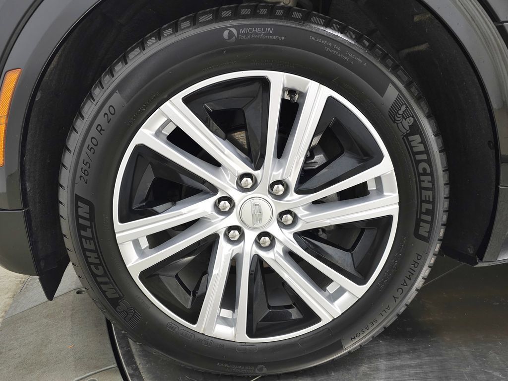 Certified 2024 Cadillac Lyriq Tech AWD/4WD image 16