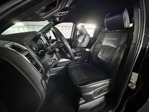 Used 2023 RAM 3500 Laramie w/ Night Edition image 20