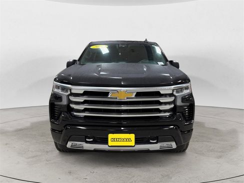Used 2024 Chevrolet Silverado 1500 High Country w/ Technology Package image 8