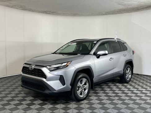Certified 2025 Toyota RAV4 XLE w/ Convenience Package FWD image 7