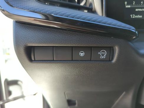 New 2026 Nissan Kicks SR FWD image 31