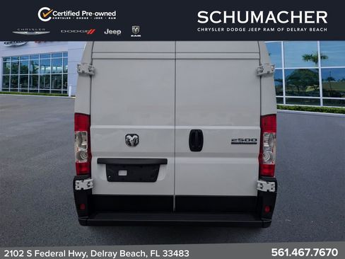 Used 2024 RAM ProMaster 2500 w/ Convenience Group FWD image 6