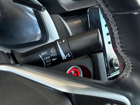 Used 2019 Honda Civic EX image 36
