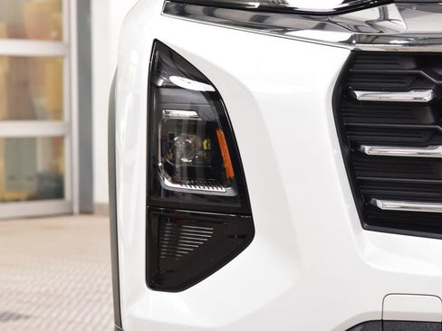 New 2027 Chevrolet Equinox LT AWD/4WD image 14