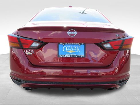 Used 2024 Nissan Altima 2.5 SL FWD image 4