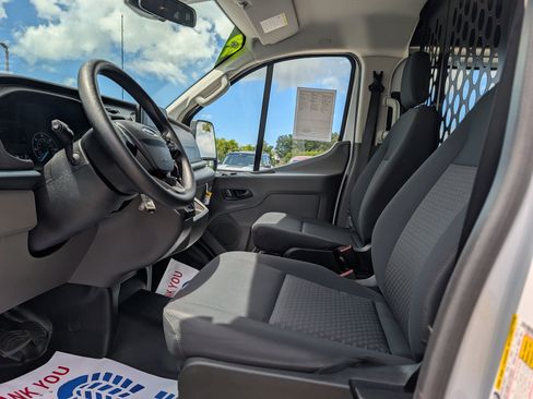 Used 2025 Ford Transit 250 Low Roof w/ Exterior Upgrade Package RWD image 29